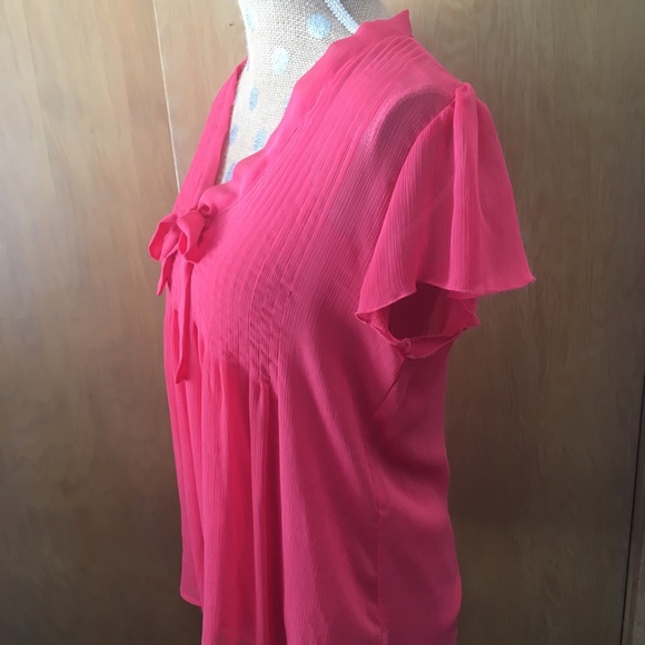 🌹3/$25🌹Daisy Fuentes Coral Chiffon Top with Cami - Picture 2 of 8